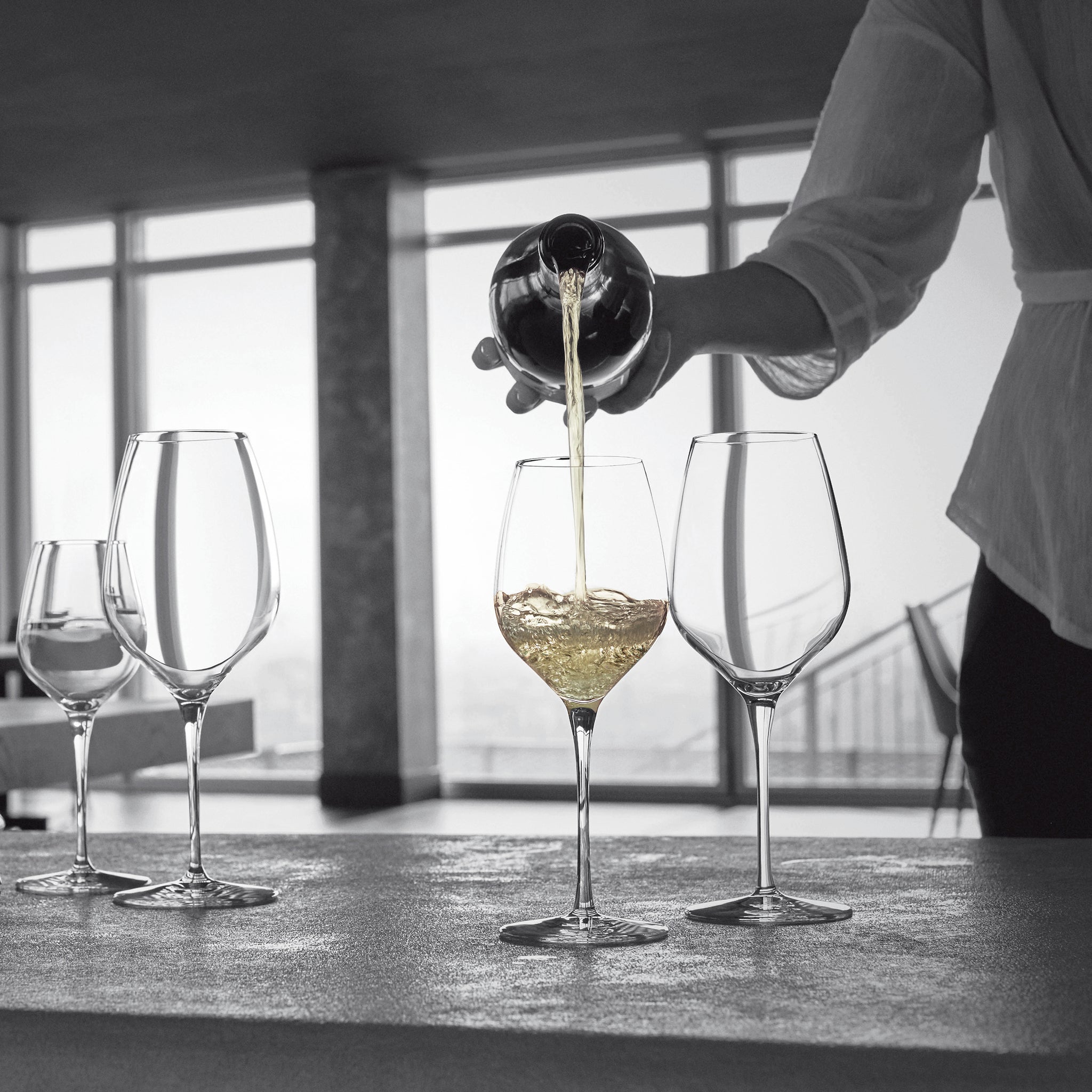 InAlto Tre Sensi 14.5 oz. Medium Wine Glasses (Set of 6)